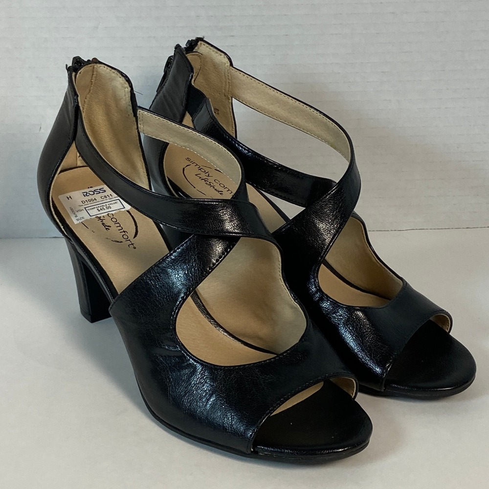 LifeStride Capri Vegan Leather Cross Strap Block Heel Sandal US 8 Timeless Style